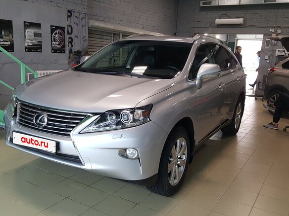 2013 Lexus RX 270 III Рестайлинг, серебристый, 2649000 рублей - вид 5