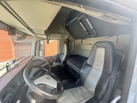 2019 Volvo FH, серый, 12000000 рублей, вид 4