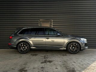 2025 Audi Q7 50 TDI II (4M) Рестайлинг 2, серый, 16500000 рублей, вид 4
