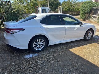 2018 Toyota Camry VIII (XV70), белый, 2250000 рублей, вид 4