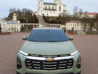 2024 Chevrolet Equinox IV, зелёный, 2350000 рублей, вид 5