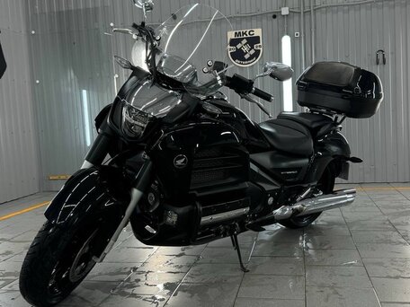 2016 Honda Valkyrie 1800, чёрный, 1500000 рублей, вид 1