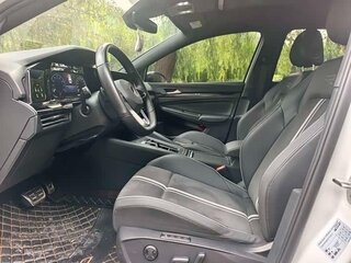 2021 Volkswagen Golf VIII, белый, 1519777 рублей, вид 5