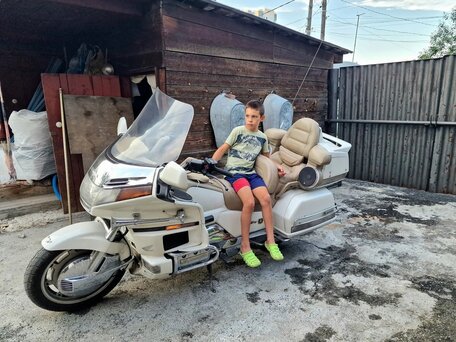 1996 Honda GL 1500 Gold Wing, белый, 500000 рублей, вид 2