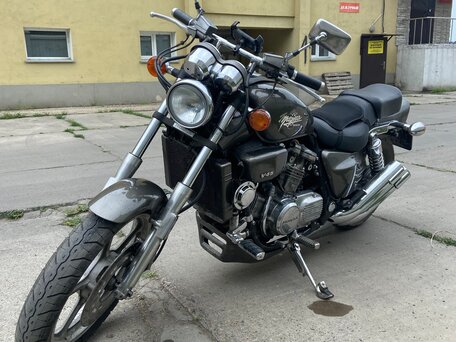 1994 Honda Magna, серый, 440000 рублей, вид 5