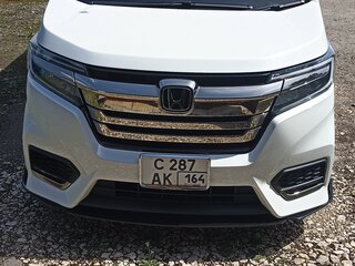 2020 Honda Stepwgn Spada V Рестайлинг, белый, 2700000 рублей, вид 2