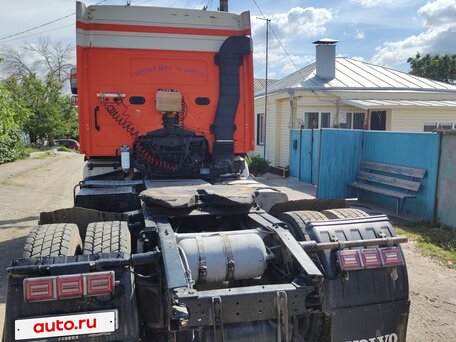 1992 Volvo F-Series, оранжевый, 600000 рублей, вид 4