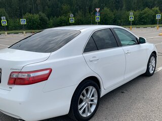 2011 Toyota Camry VI (XV40) Рестайлинг, белый, 2000000 рублей, вид 3
