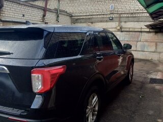 2022 Ford Explorer VI, чёрный, 2404155 рублей, вид 4