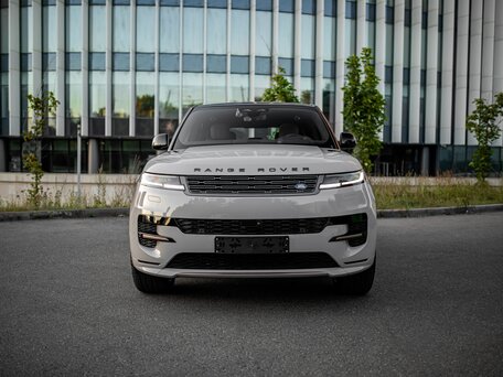 2026 Land Rover Range Rover Sport P400 MHEV III, серый, 18200000 рублей, вид 2