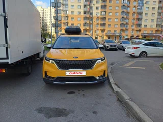 2021 Kia Carnival IV, жёлтый, 2570000 рублей, вид 1