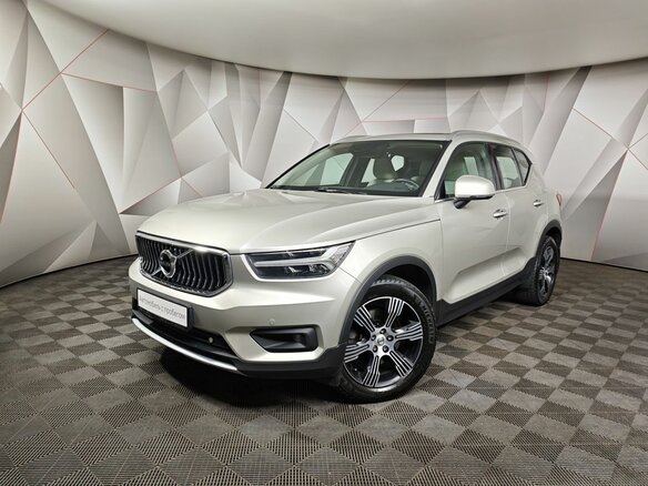 2019 Volvo XC40 I, бежевый