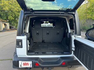 2022 Jeep Wrangler IV (JL), белый, 4350000 рублей, вид 3