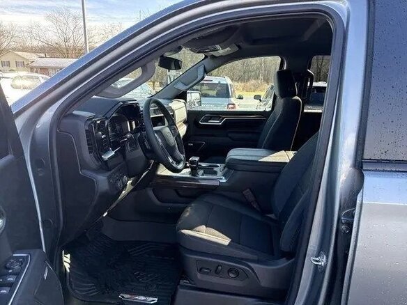 2026 Chevrolet Silverado Crew Cab IV (T1XX) Рестайлинг, серебристый - вид 11