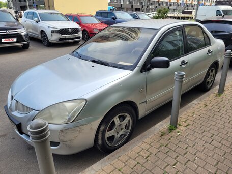 2005 Mitsubishi Lancer IX, серебристый, 225000 рублей, вид 2