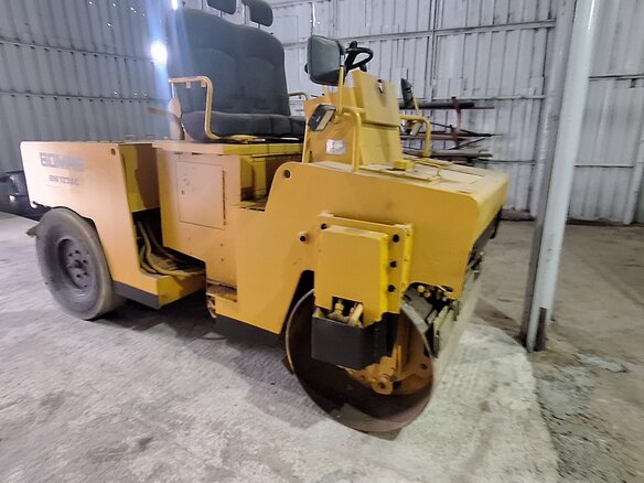 2001 Bomag BW 123 AD, жёлтый - вид 16