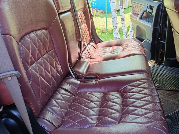 2008 Toyota Land Cruiser 200 Series, чёрный - вид 34