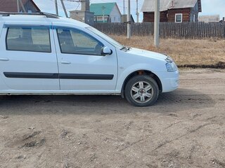 2014 Lada (ВАЗ) Largus I, белый, 850000 рублей, вид 2