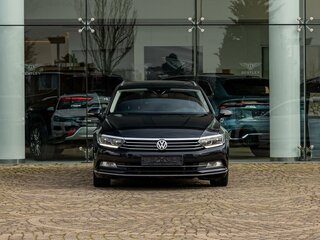 2018 Volkswagen Passat DSG6 B8, чёрный, 1945000 рублей, вид 2