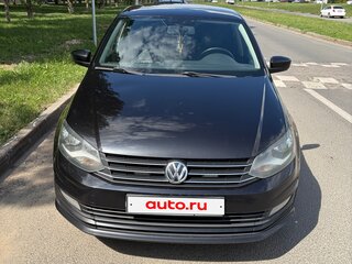 2018 Volkswagen Polo V Рестайлинг, чёрный, 900000 рублей, вид 3
