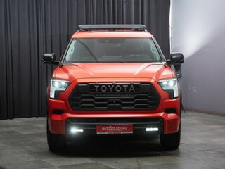 2023 Toyota Sequoia III, оранжевый, 13000000 рублей, вид 2
