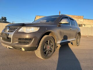 2008 Volkswagen Touareg I Рестайлинг, серый, 1300000 рублей, вид 2