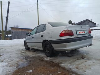 2001 Toyota Avensis I Рестайлинг, серебристый, 215000 рублей, вид 4