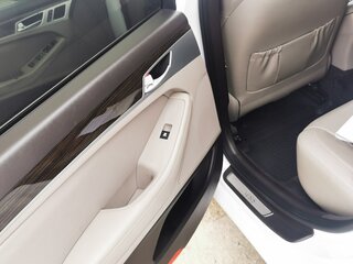 2014 Hyundai Genesis II, белый, 2200000 рублей, вид 5