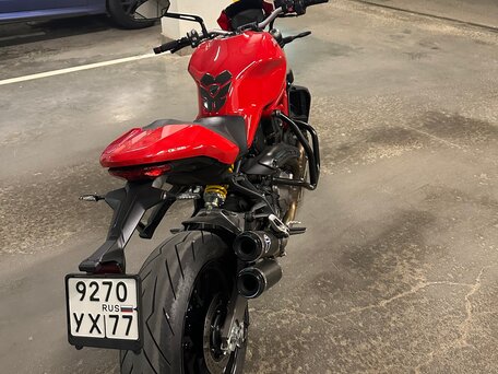 2019 Ducati Monster 821, красный, 1199000 рублей, вид 3