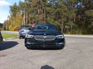 2017 BMW 5 серии 530i xDrive VII (G30/G31/G38), чёрный, 3050000 рублей, вид 4