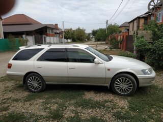 1998 Toyota Camry Gracia IV (XV20), белый, 1000000 рублей, вид 2