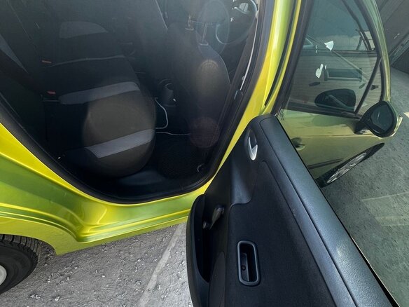 2008 Peugeot 207 I, жёлтый, 550000 рублей - вид 1