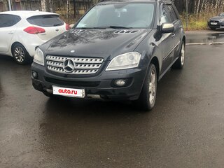 2008 Mercedes-Benz M-Класс 320 II (W164), чёрный, 1500000 рублей, вид 1