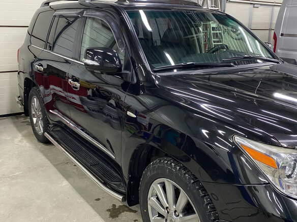2010 Lexus LX 570 III, чёрный, 3900000 рублей - вид 1
