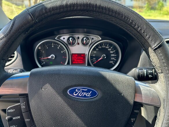 2008 Ford Focus II Рестайлинг, серебристый, 670000 рублей - вид 7
