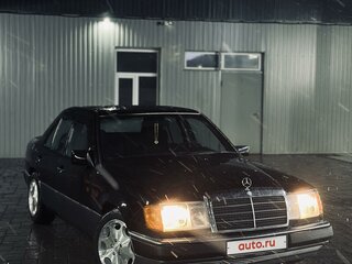 1992 Mercedes-Benz W124 300, чёрный, 2000000 рублей, вид 1