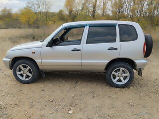 2003 Chevrolet Niva I, серебристый, 395000 рублей, вид 5