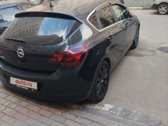 2010 Opel Astra J, чёрный, 630000 рублей - вид 2