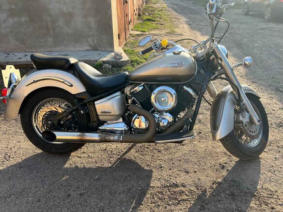 2002 Yamaha XVS1100, бежевый, 550000 рублей - вид 3