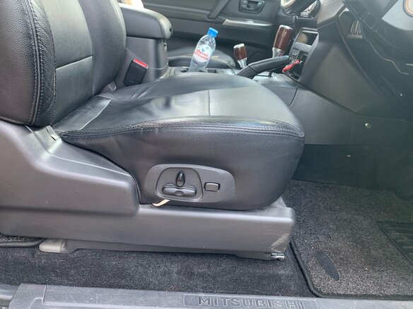2010 Mitsubishi Pajero IV, чёрный, 1800000 рублей - вид 7