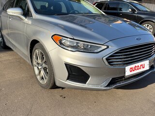 2020 Ford Fusion (North America) II Рестайлинг, серебристый, 1400000 рублей, вид 5