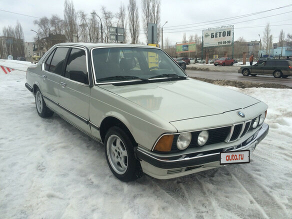 1984 BMW 7 серии 728i I (E23) Рестайлинг, серебристый - вид 2