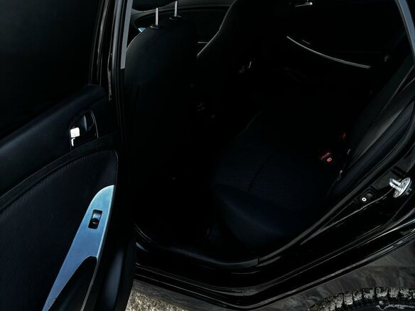 2014 Hyundai Solaris I, чёрный, 1000000 рублей - вид 7