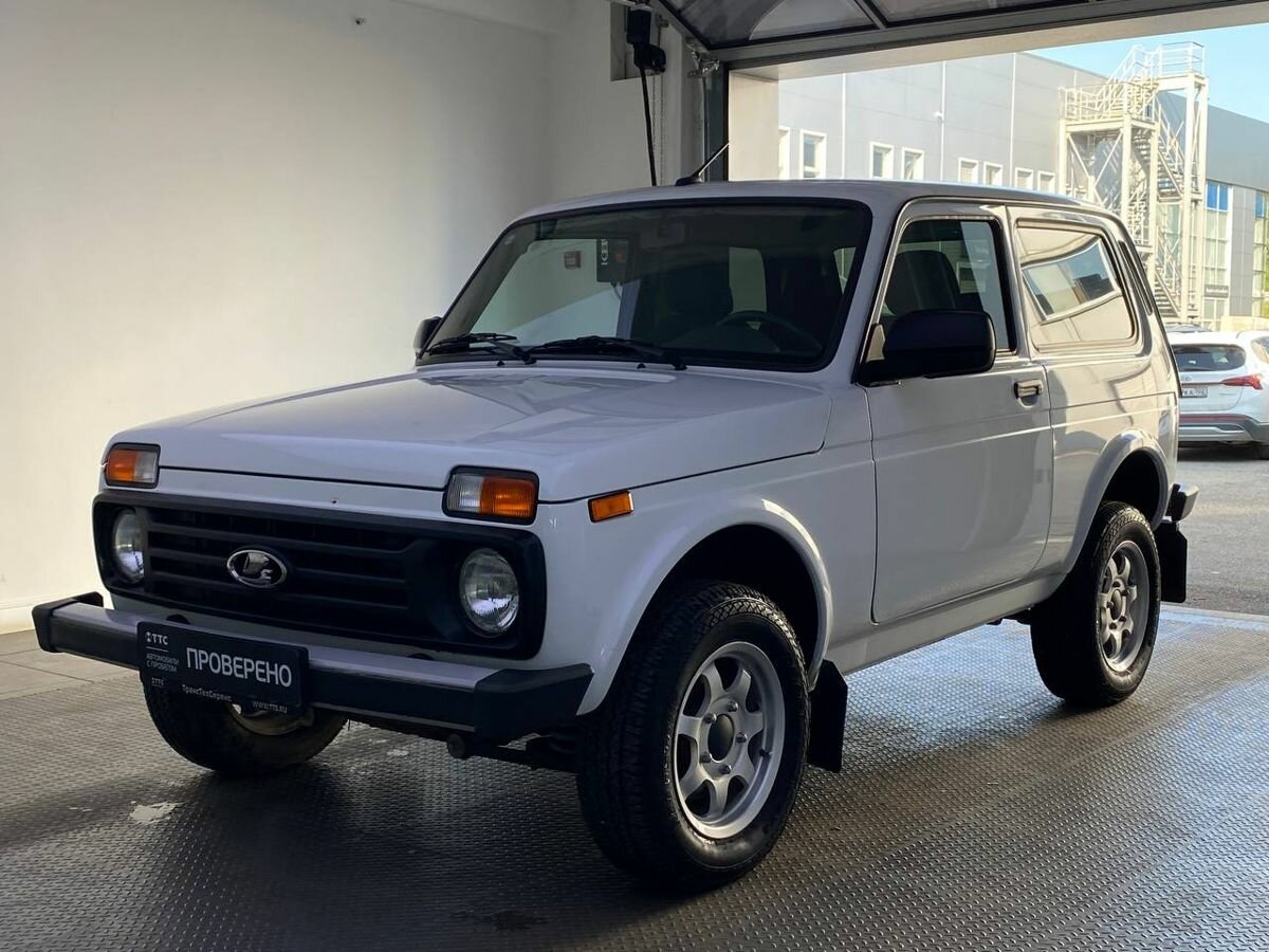 Открыть фотографии: Lada (ВАЗ) Niva Legend I