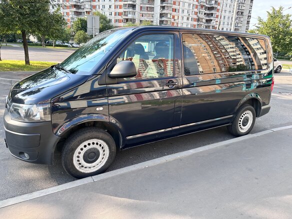2014 Volkswagen Caravelle T5 Рестайлинг, чёрный, 1750000 рублей - вид 4