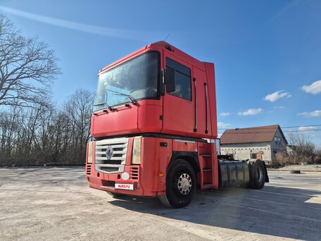 2005 Renault Magnum, красный, 1100000 рублей, вид 1