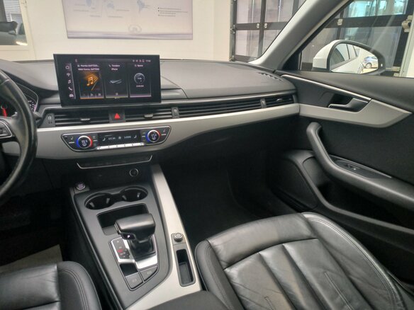 2020 Audi A4 35 TFSI V (B9) Рестайлинг, белый, 2650000 рублей - вид 20