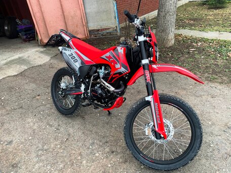 2025 Motoland XR300, красный, 135000 рублей, вид 5