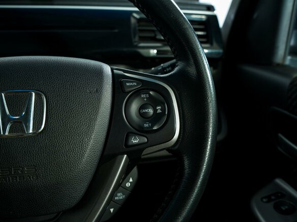 2016 Honda Stepwgn Spada V, чёрный, 2045000 рублей - вид 16