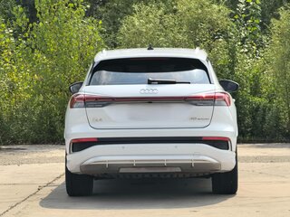 2024 Audi Q4 e-tron 40 I, белый, 4132000 рублей, вид 4
